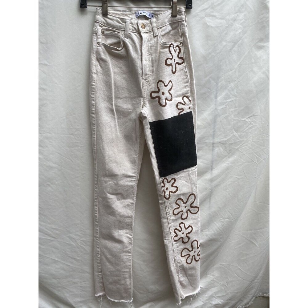 Zara High Rise Skinny Jean Womens Size 2β Beige Brown Floral Design Raw Hem